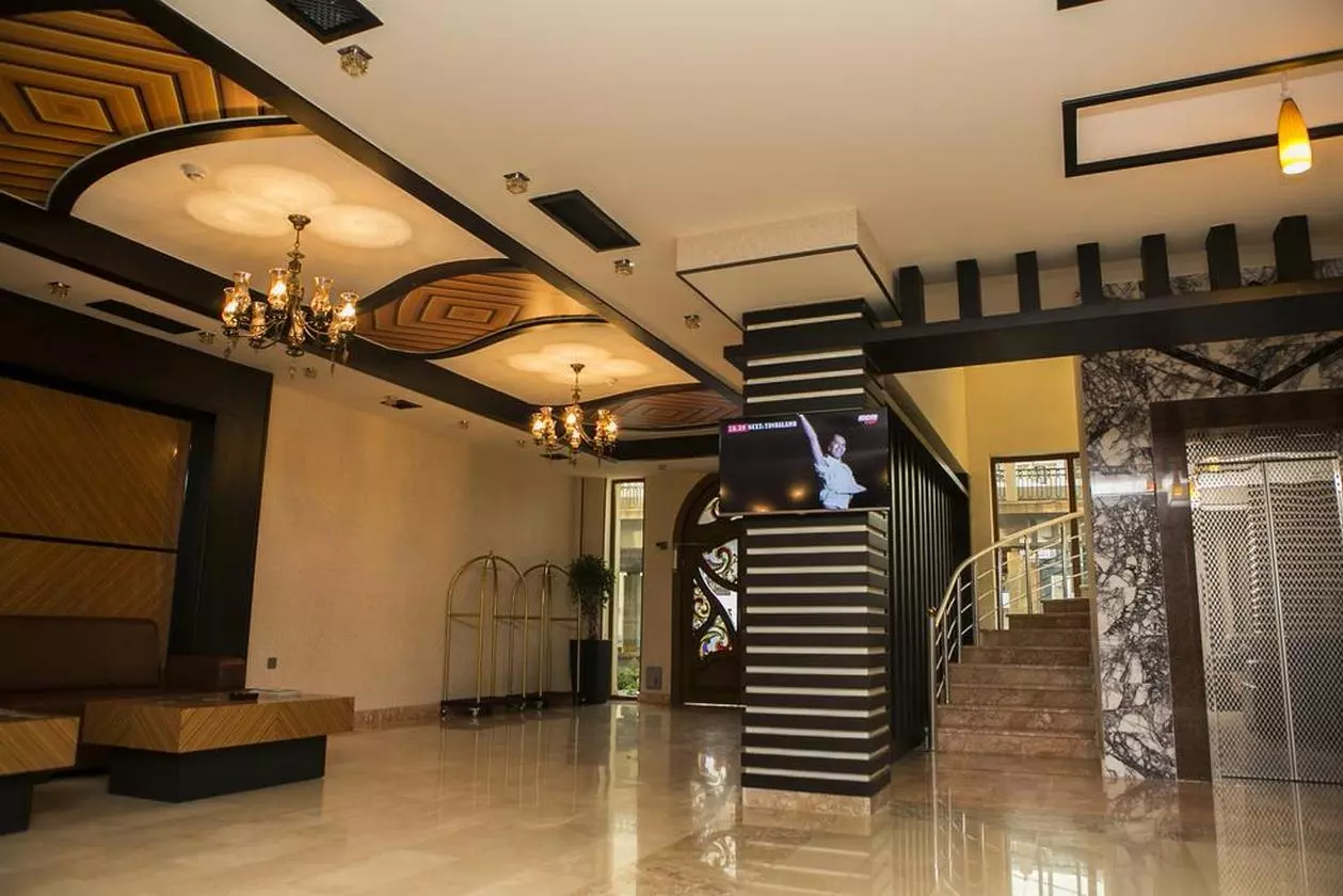 azalea_shabaviz (23).jpg